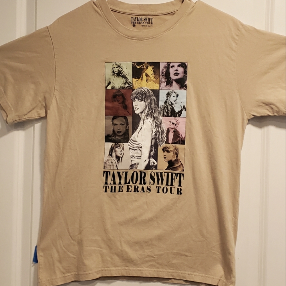 Taylor Swift T-shirt Concert Medium The Eras Tour